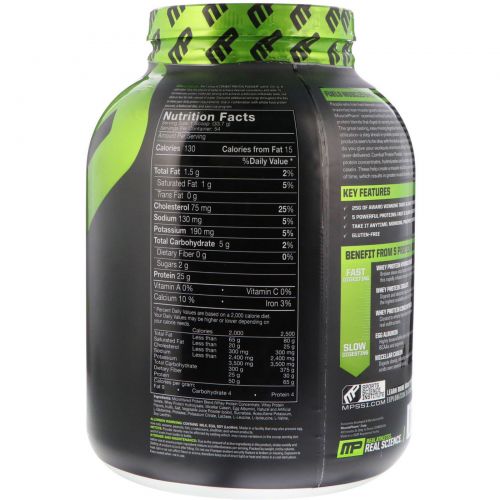 MusclePharm, Белковый порошок Combat, три ягоды, 1814 г (4 фунта)